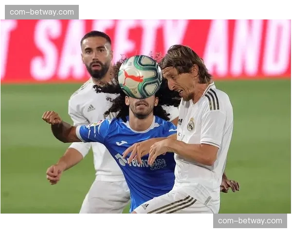 赫塔费五后卫体系瓦解 伤病潮导致防守崩盘案例研究